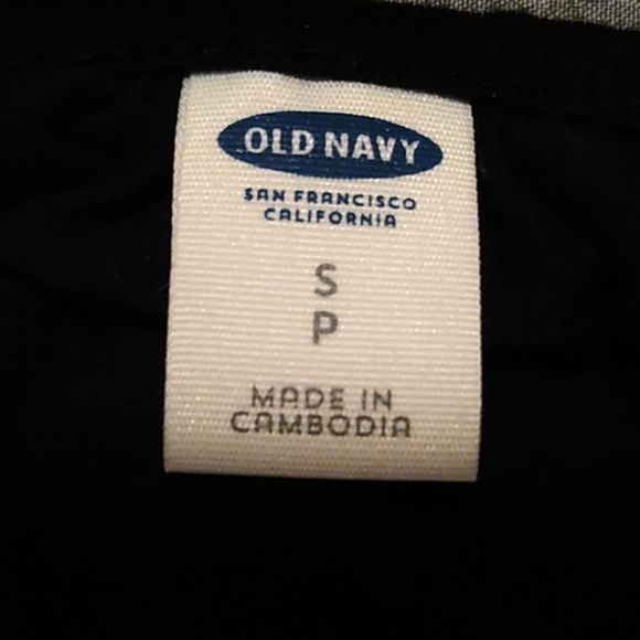 Old Navy black cold shoulder top - Picture 3 of 3